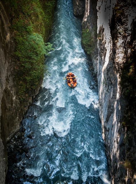 Adrenalínový Rafting v Omiši: Dobrodružstvo na Rieke Cetina