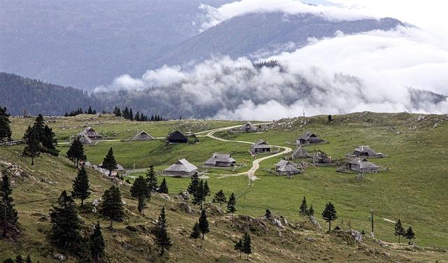 Velika Plaža Omiš: Najdlhšia Piesočná Pláž v Chorvátsku