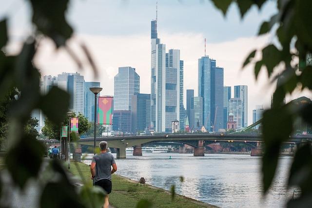 Zadarská Promenáda: Najkrajšia Prechádzka pri Západe Slnka