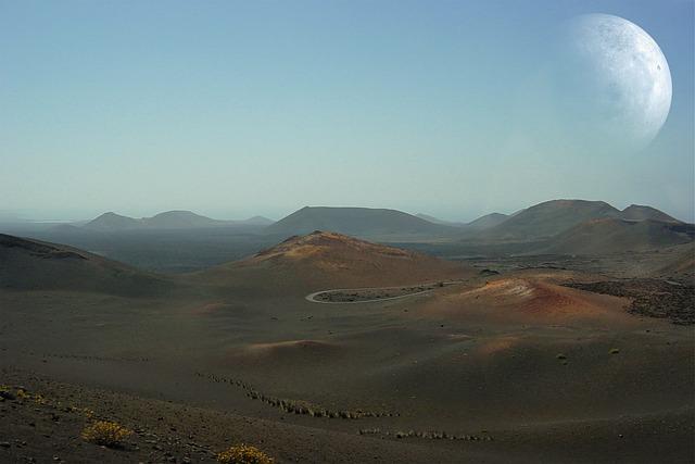 Lanzarote: Kanársky ostrov s mesačnou krajinou a plážami